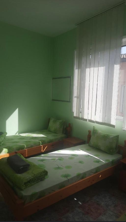 Хотел Елит Kostinbrod Exteriör bild