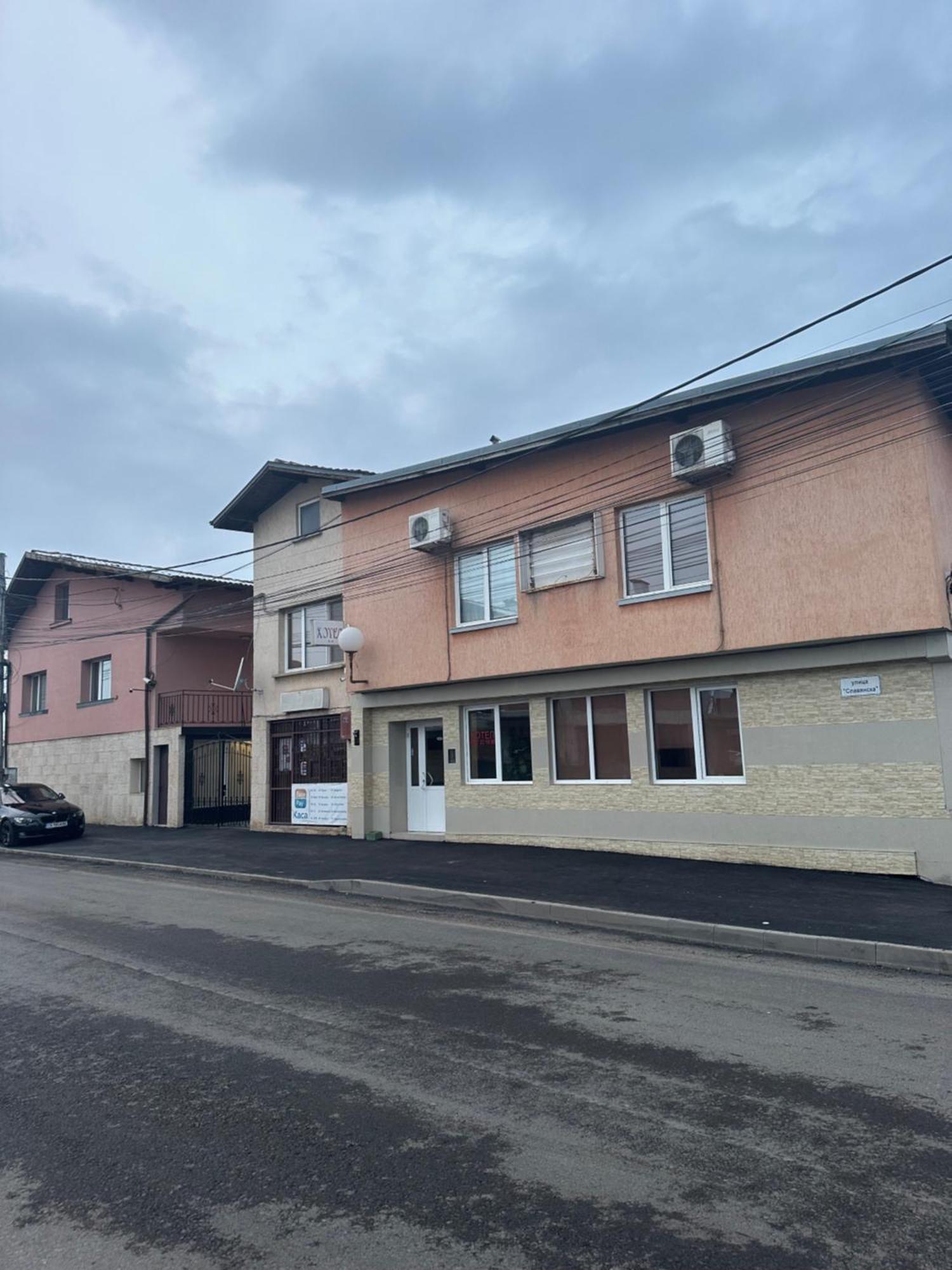 Хотел Елит Kostinbrod Exteriör bild